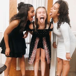 Meet your Posher, Karamia